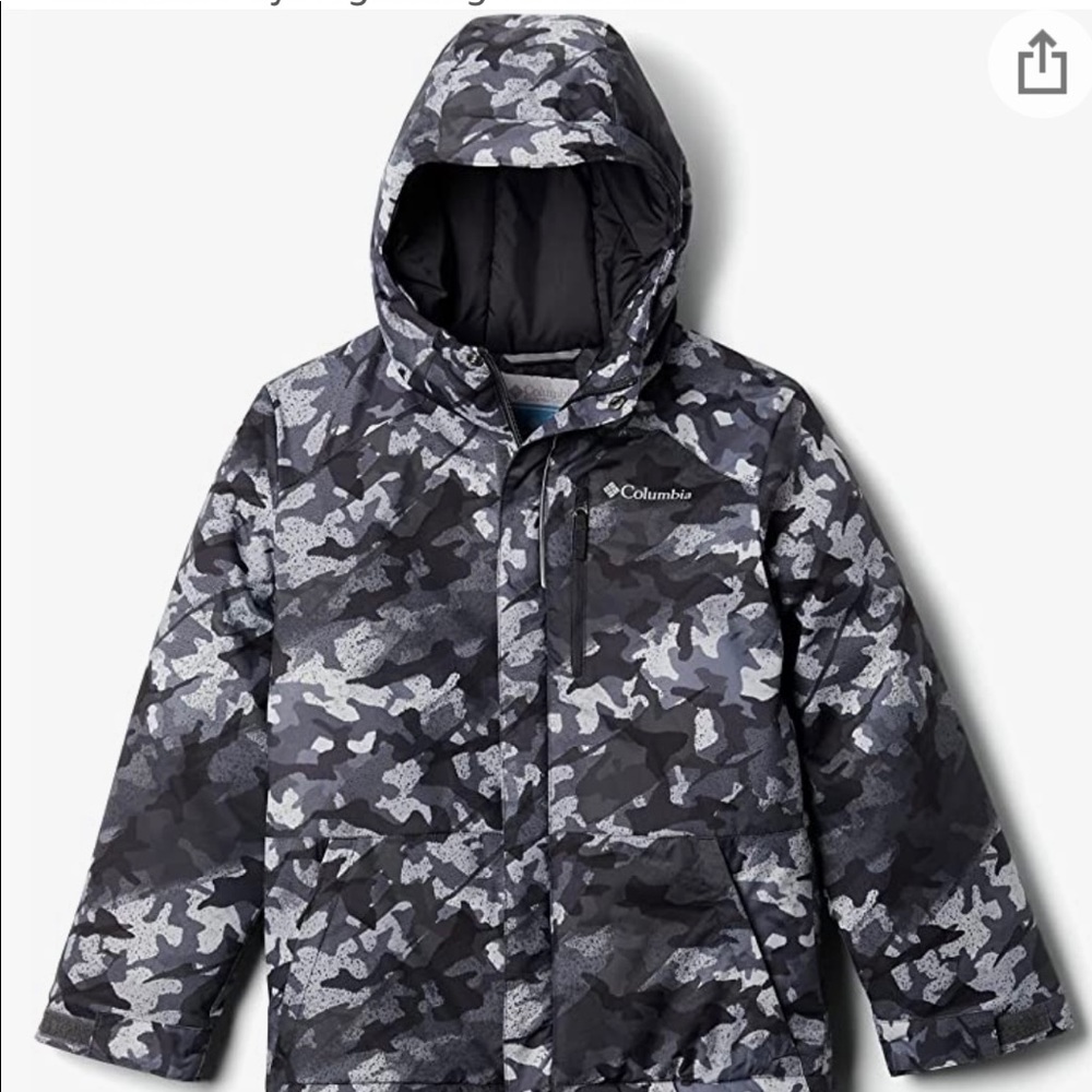 Columbia Black/White Camo puffer jacket